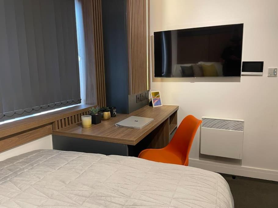 Lovely 1 Bed 2b Near Royal Infirmary And Dmu Apartment